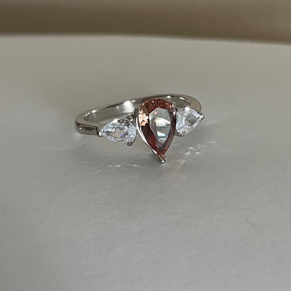 Sterling Silver Teardrop Ring